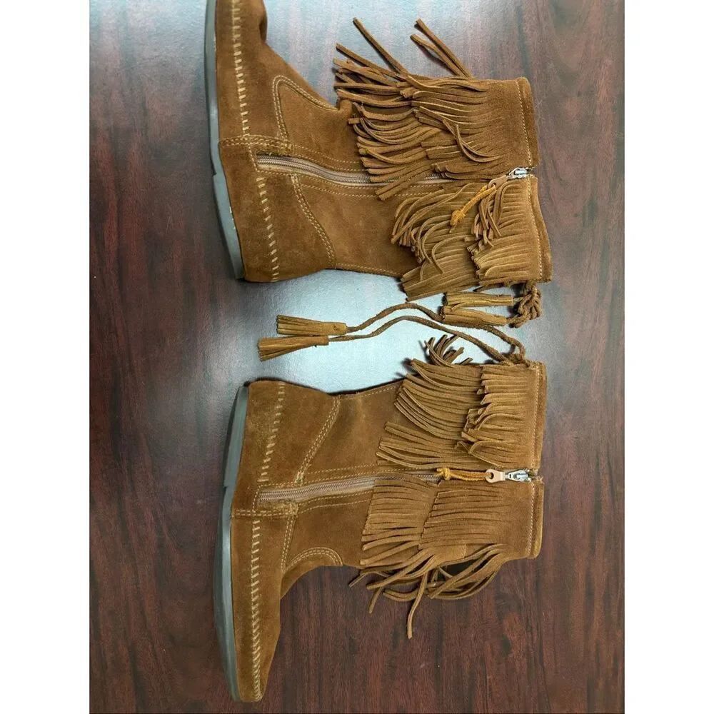 Minnetonka Two Layer Fringe Calf High Suede Leather Moccasin Boots Size 9